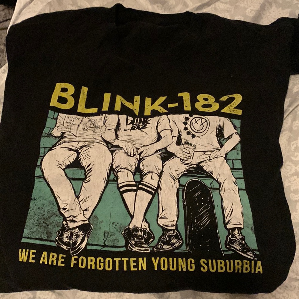 Blink 182 tee
